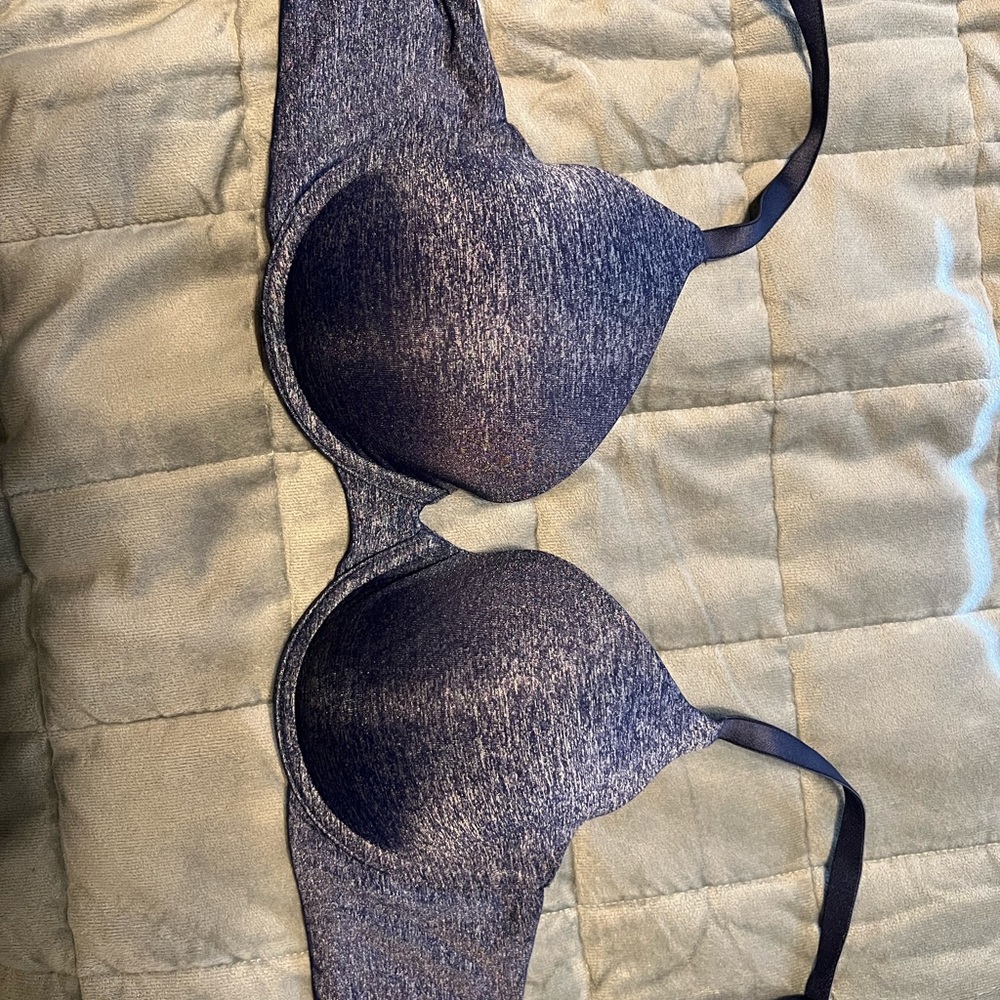 34D Victoria’s Secret Bra NWOT